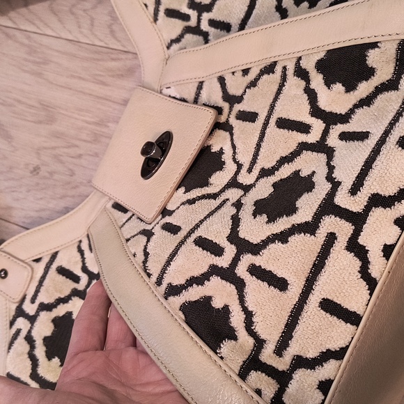 Leather Velvet Purse - Picture 12 of 16